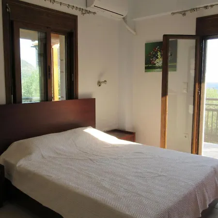 Dom wakacyjny Seaside Serenity Villa, 200m From Pantazi *