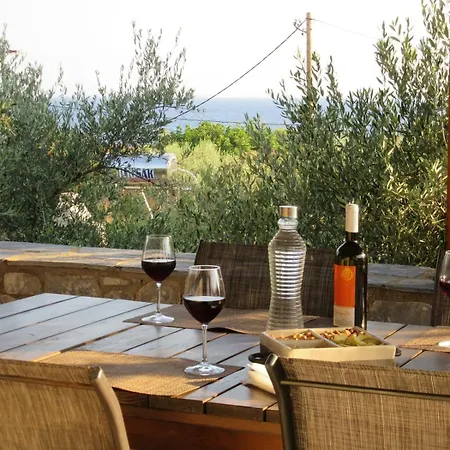 Seaside Serenity Villa, 200m From Pantazi Ajos Nikolaos