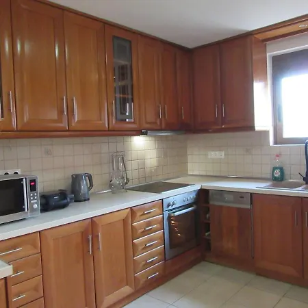 Dom wakacyjny Seaside Serenity Villa, 200m From Pantazi Ajos Nikolaos