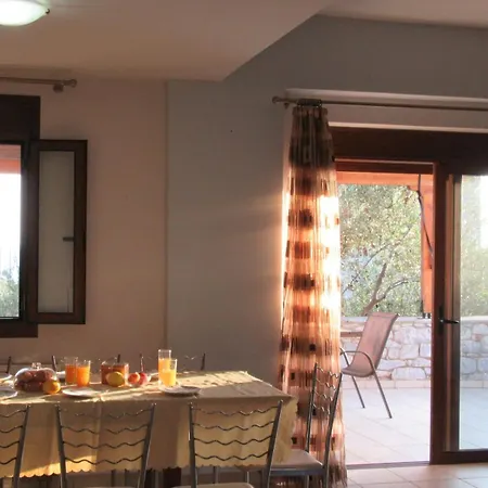 Seaside Serenity Villa, 200m From Pantazi * Ajos Nikolaos